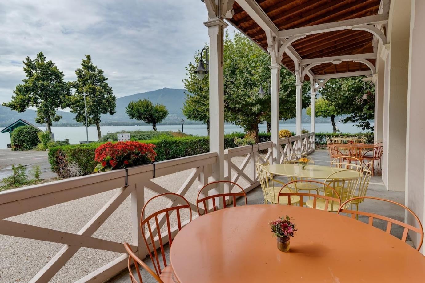 Le Pavillon Des Fleurs Otel Menthon-Saint-Bernard Dış mekan fotoğraf